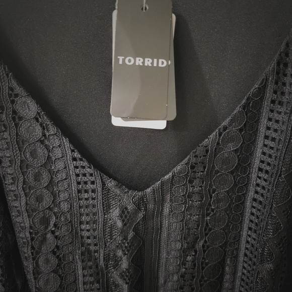 NWT Torrid's, Geo V Neck Skater‎ Lace Black Dress, Knee Length Size 2X - Picture 6 of 12
